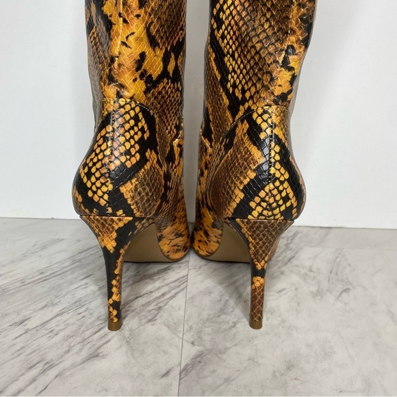 New! Steve Madden Kinga Yellow Snake Print Heeled Tall Faux Leather Boot 6M - Picture 4 of 15